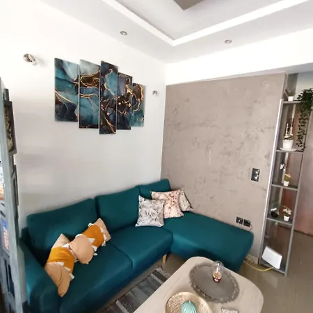 White Orchid - Modern Apartment *