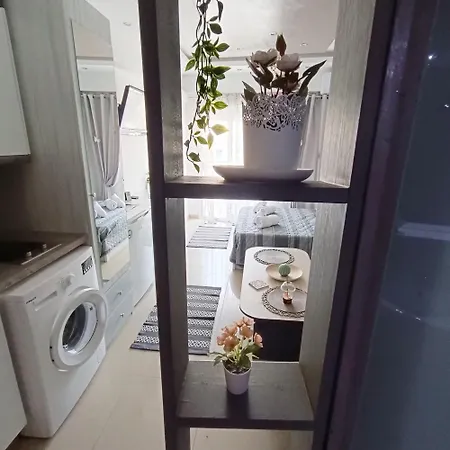 White Orchid Modern Near Metro & Free Parking Apartment Thessaloniki