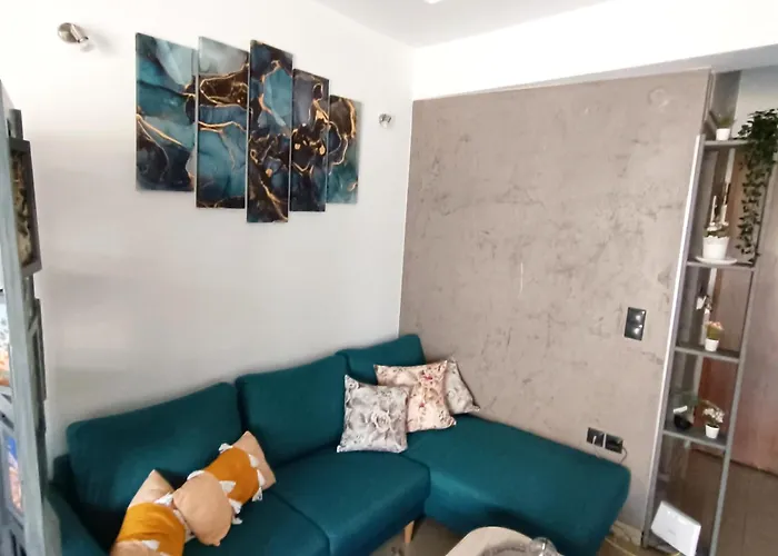 White Orchid - Modern Apartment *